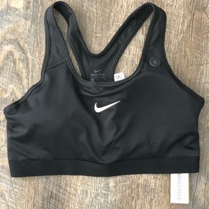 Nike Classic Padded Sports Bra